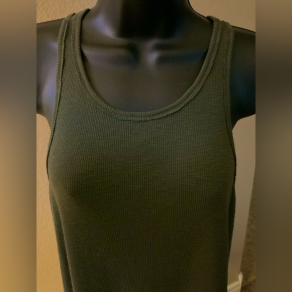 Free People Ribbed Knit Tank Top. Olive color size M - Picture 2 of 4